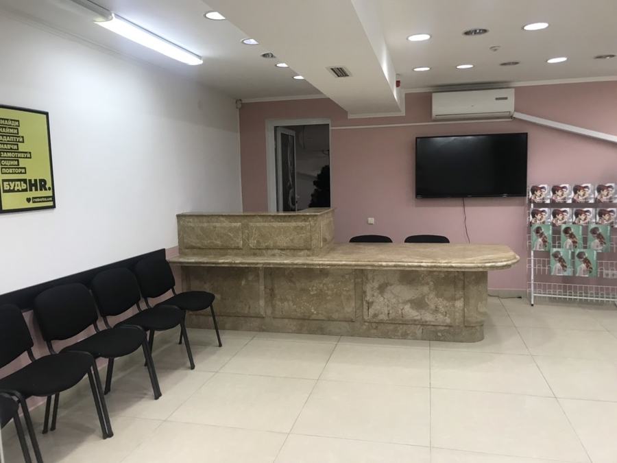 Зал для тренінгів beauty-індустрії в центрі Дніпра