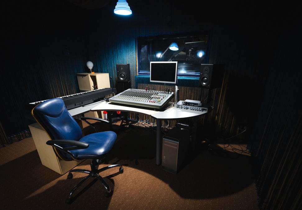 Студия звукозаписи для фотосъемки 
