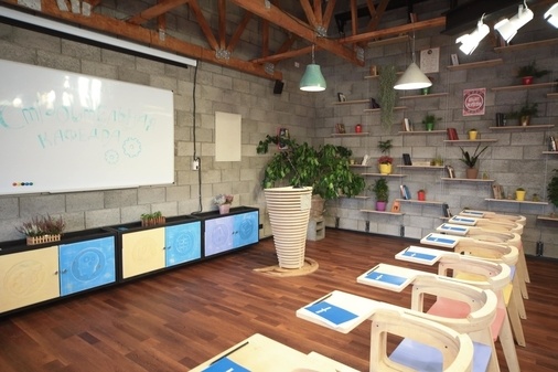 Креативна локація на Лузанівці