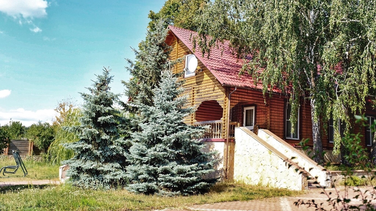 Локація біля озера з можливістю проживання