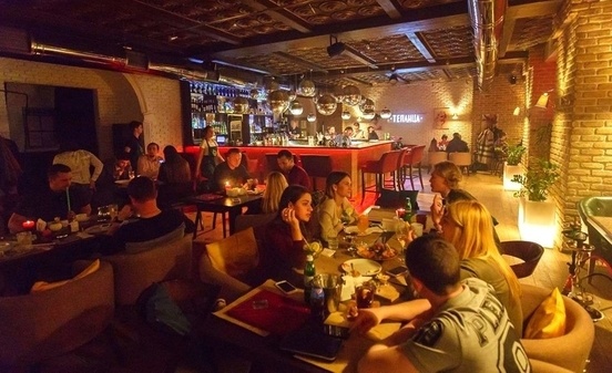 Місце для гастрономічних заходів "Теплиця"