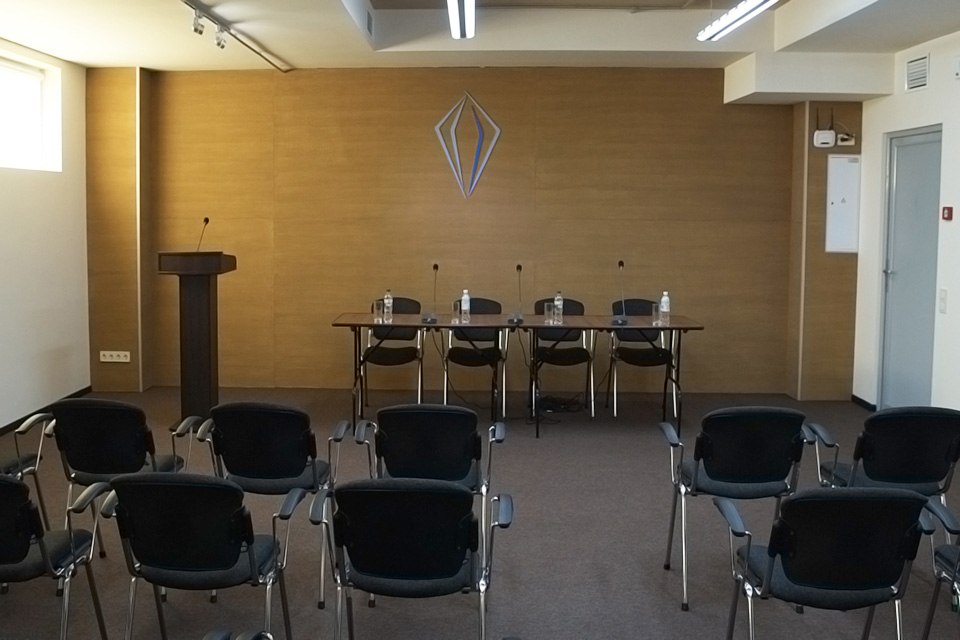 Вместительный конференц зал в Дарницком районе