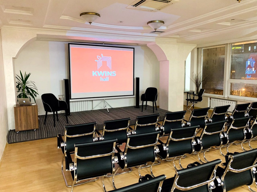 KWINS hall - стильний освітній простір