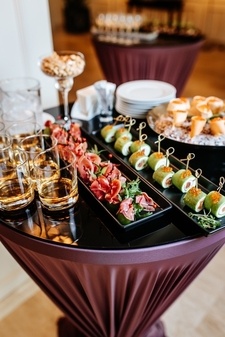 Lucia Banquet Hall - пространства для мероприятий