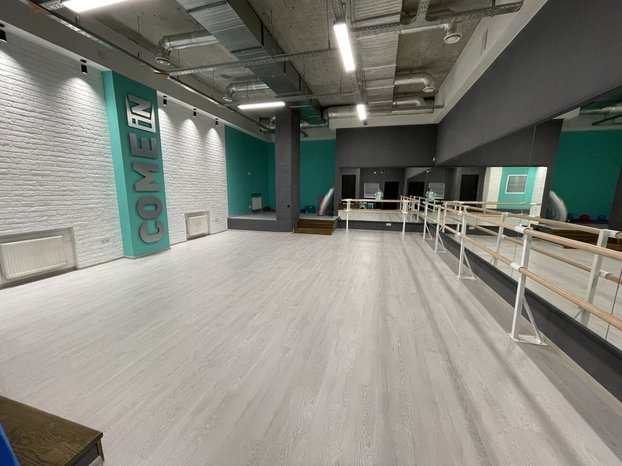 Зал для для танцев, йоги, групповых занятий