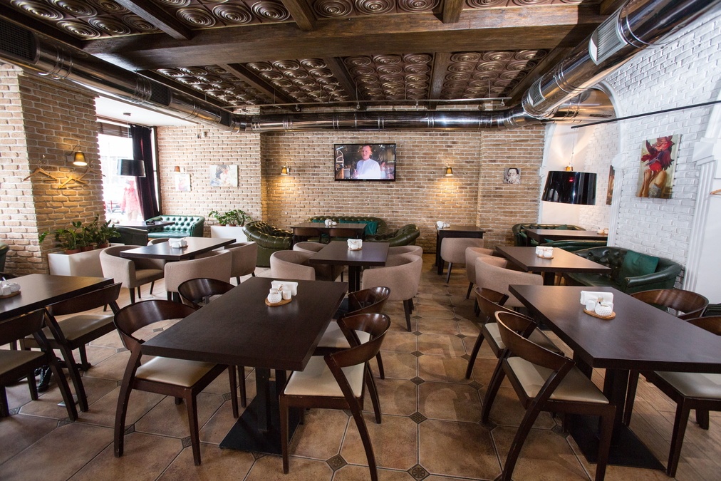 Місце для гастрономічних заходів "Теплиця"