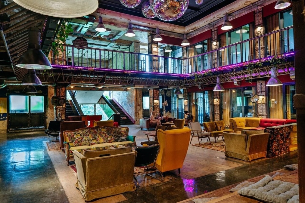 Лаунж-зона коворкинга GENERATOR