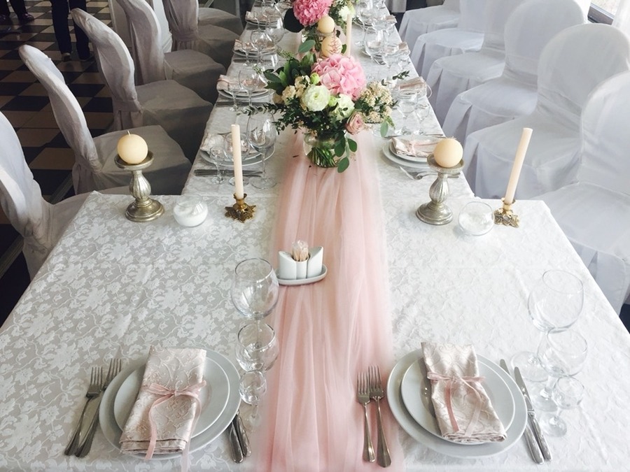 Святковий банкетний зал ресторану "Коляда"