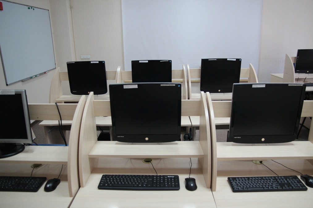 Аудитория COMPUTER CLASS от "Pro Business Hub"