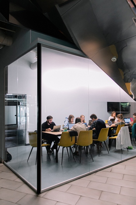 Кімната для перемовин у The Space Coworking