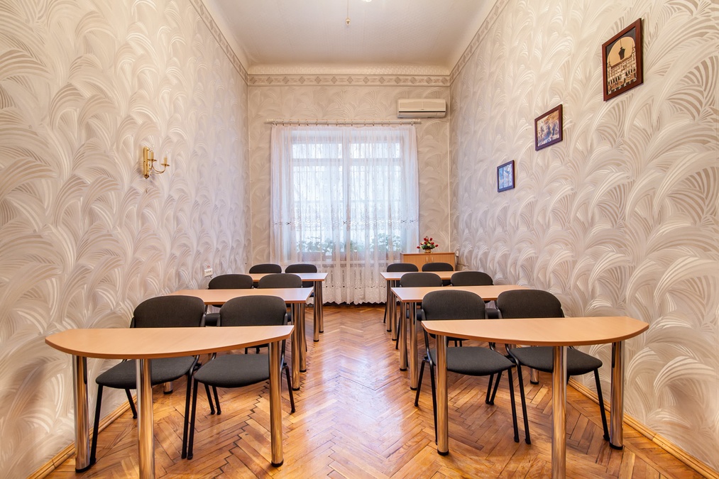 Уютная комната для переговоров 