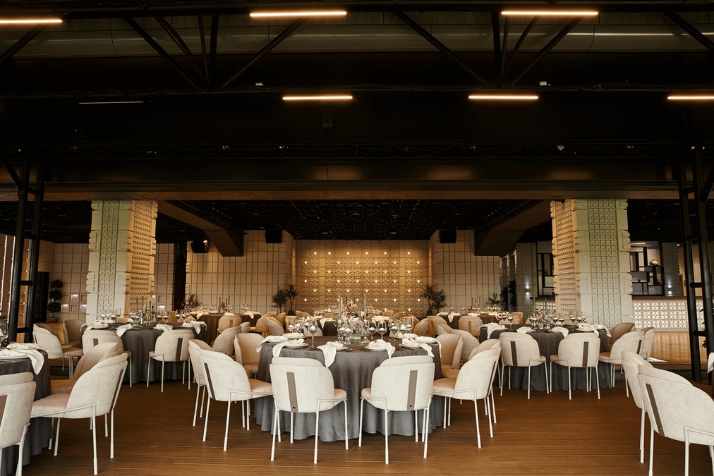 Park Hall — преміальний event-простір з терасою