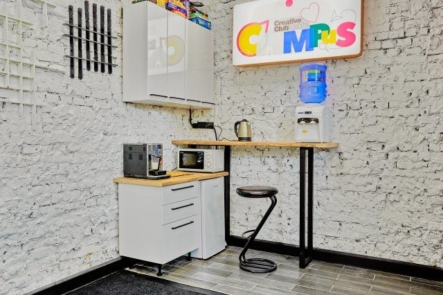 Campus Event Hall в парку Глоби