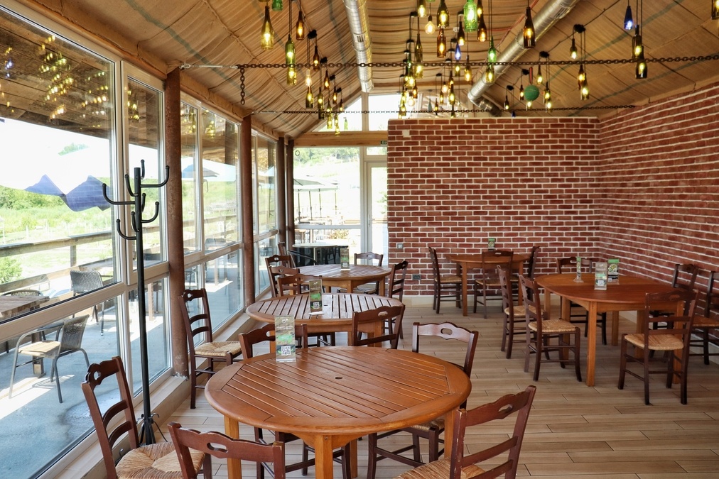 Аутентична веранда з панорамним видом