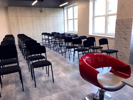 Конференц-зал в центрі Дніпра "Olva beauty place"