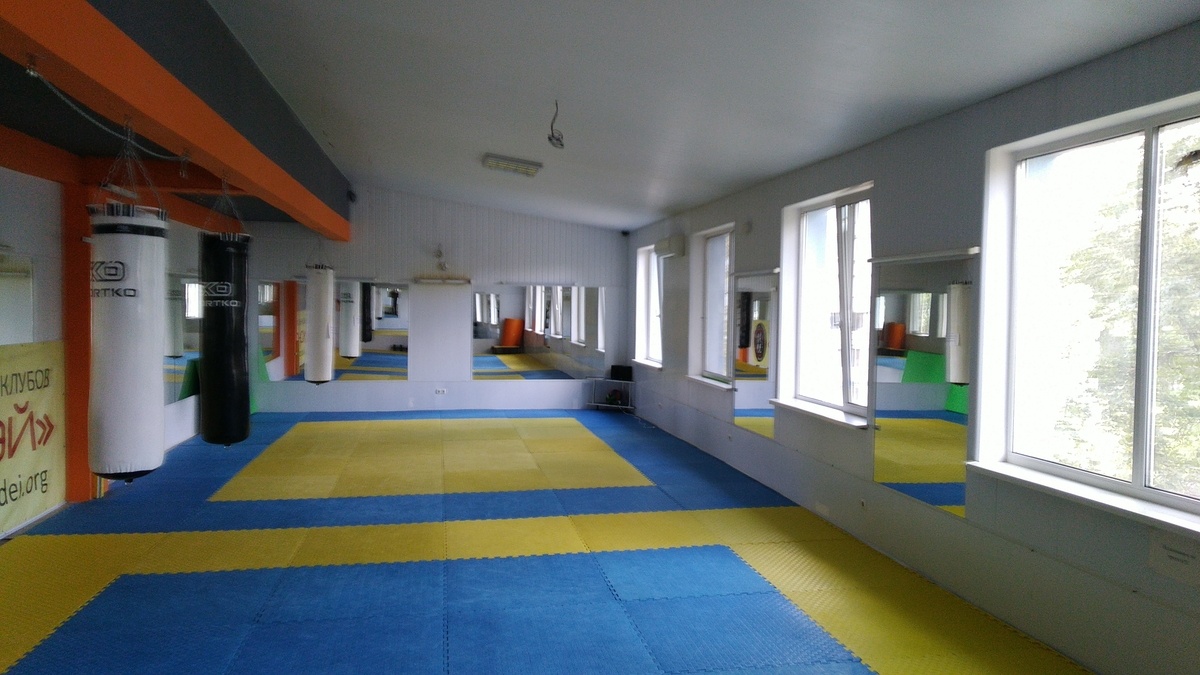 Спортивний зал для групових занять