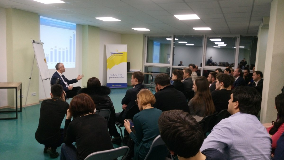 Зал для лекций, тренингов, переговоров на ВДНХ