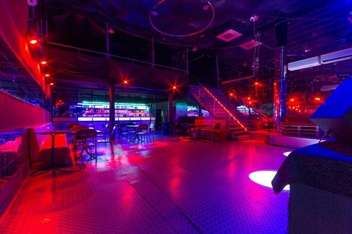 Концертный клуб для ивентов под ключ Volume Club