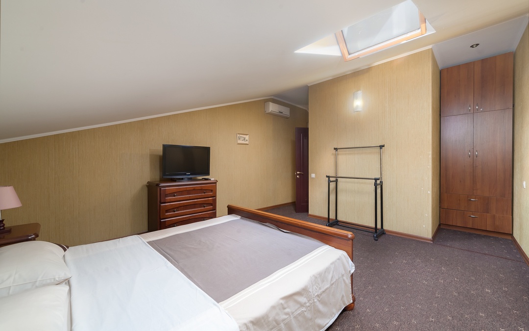 Двухуровневая локация для вечеринок и праздников