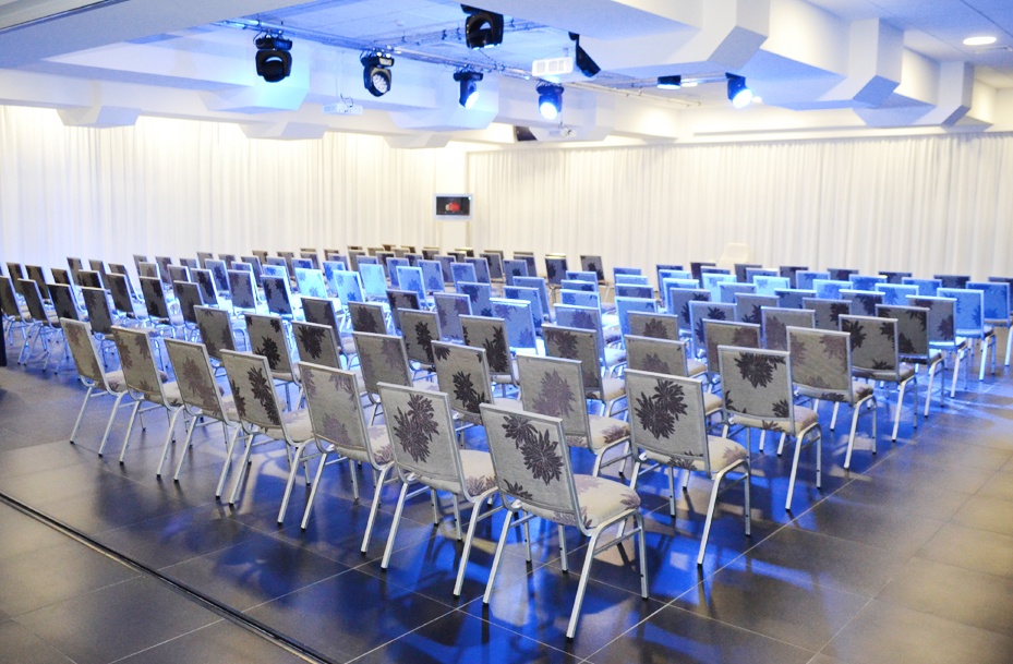 Универсальная експо локация на Олимпийской