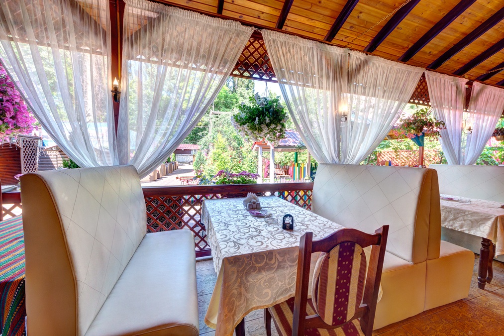 Літня тераса ресторану для заходів