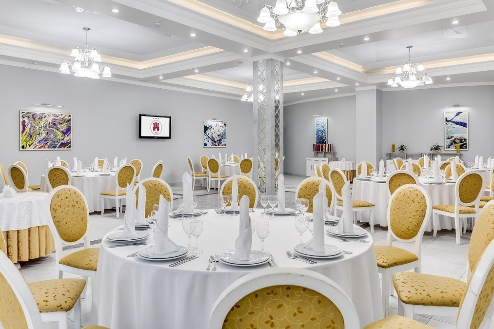 Ресторан для банкетів в Bratislava Hotel Kyiv 4 *