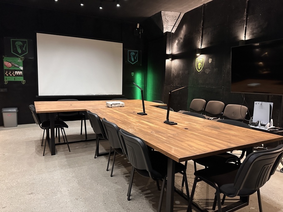 Стильний простір для конференцій та переговорів