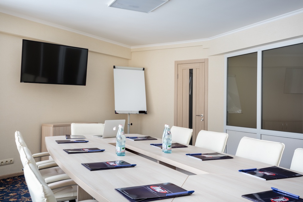 Переговорная в гостиничном комплексе «Турист»