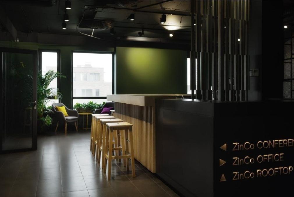 Зала з терасою ART HUB для святкових подій