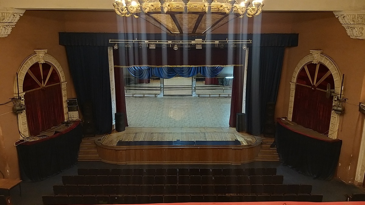 Велика концертна зала