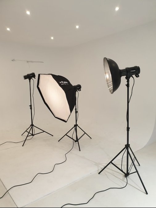 Фотостудия и локация для праздников А80 studio