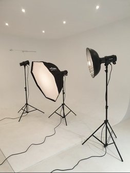 Фотостудия и локация для праздников А80 studio