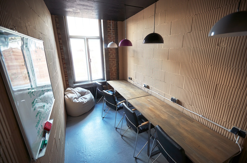 Коворкінг iHUB для роботи та особистого зростання