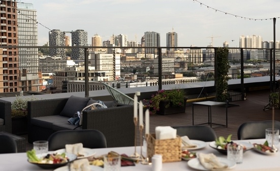 Тераса Інфініті на Олімпійській (є генератор)