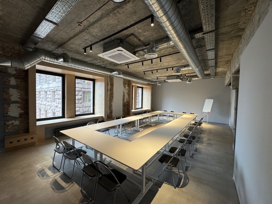 Майданчик для різноформатних подій на Хрещатику