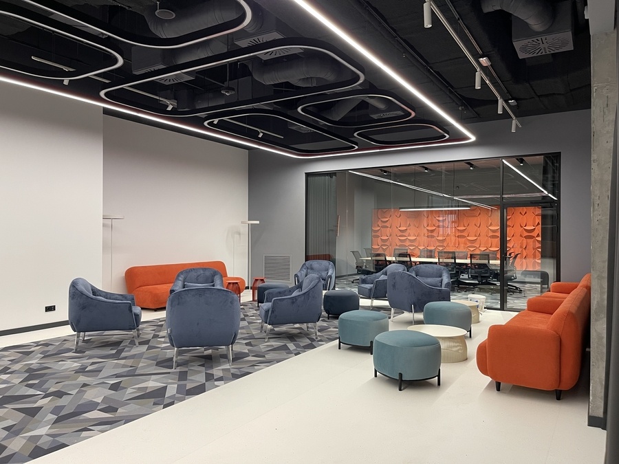 Лекторій біля метро Тараса Шевченка