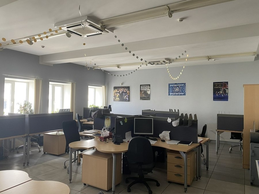 Презентабельний простір на Позняках