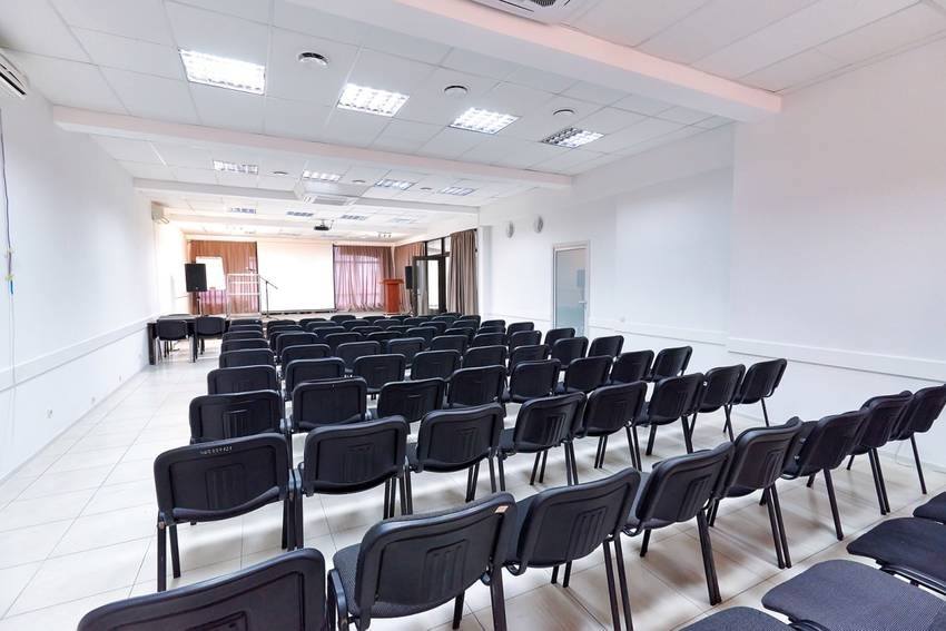 Универсальный конференц-зал на Шулявке 