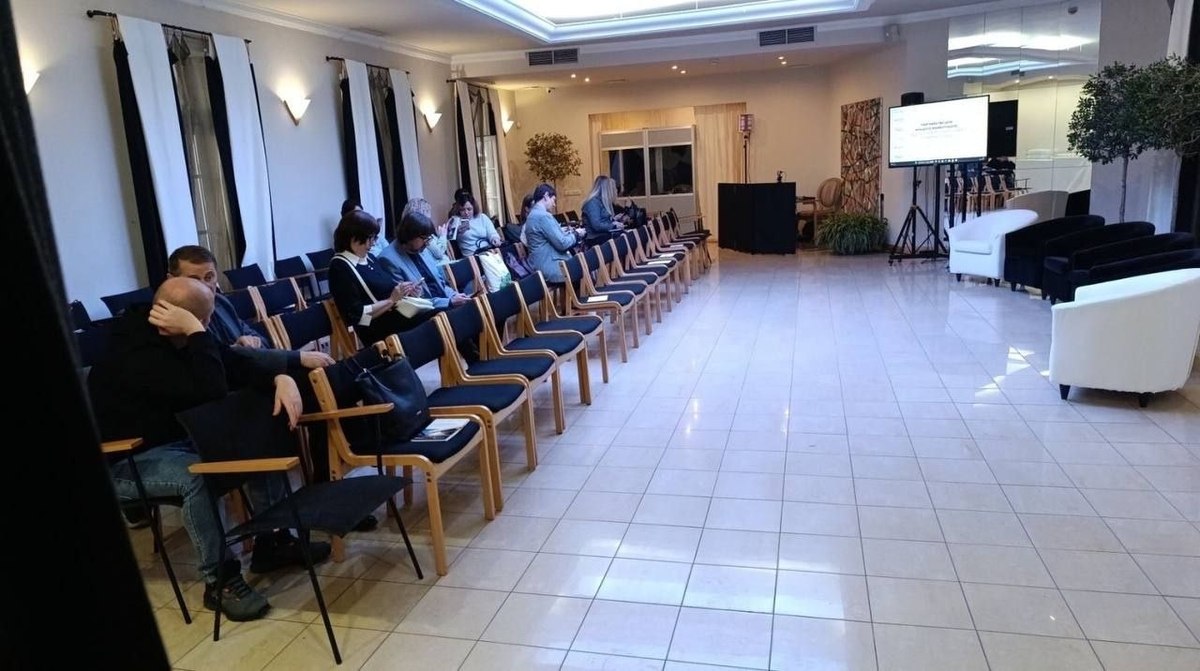 Конференц-зала та тераса "Воздвиженська"