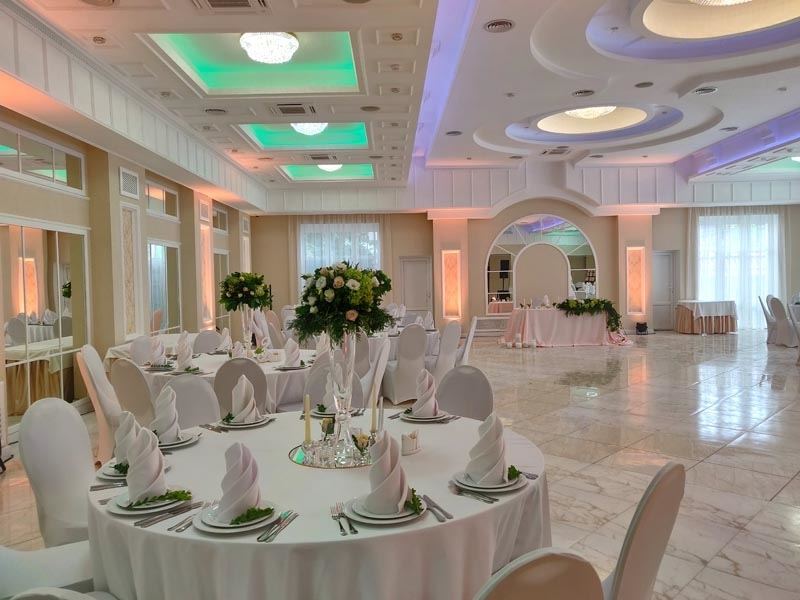 Зал «ГРАНД ХОЛ» в комплексі «Софіївський Посад»