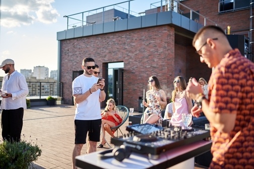 Тераса Інфініті на Олімпійській (є генератор)