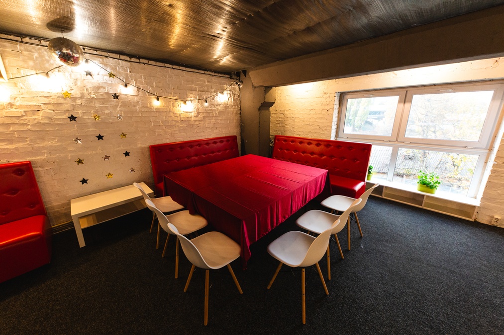 Локація для івентів - The HOUSE quest&party