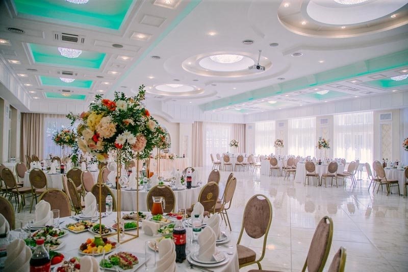 Зал «ГРАНД ХОЛ» в комплексі «Софіївський Посад»