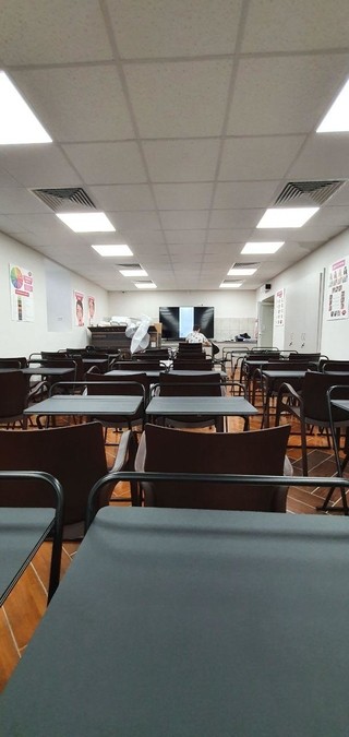 Оборудованный зал в бьюти коворкинге