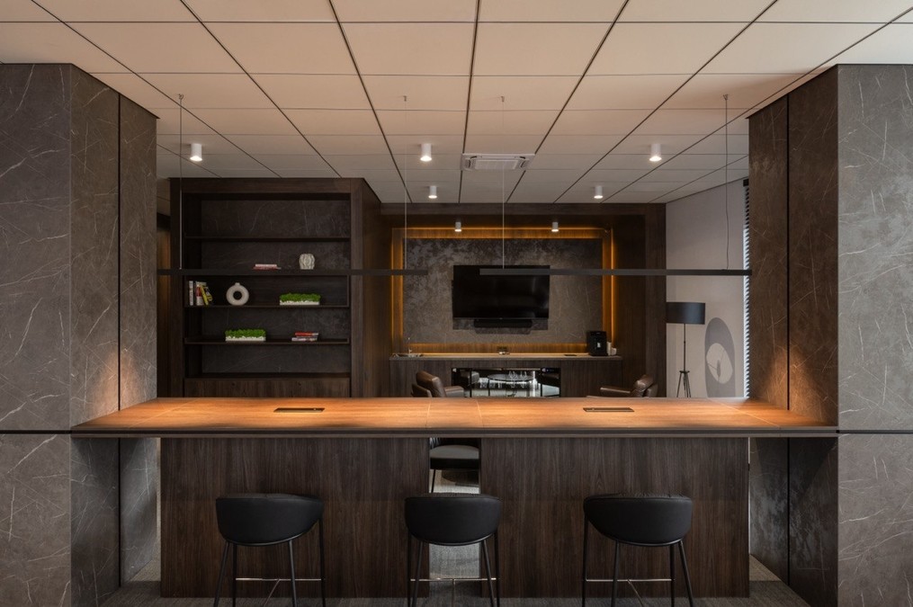 Современный конференц-зал "новой волны" до 25 чел.