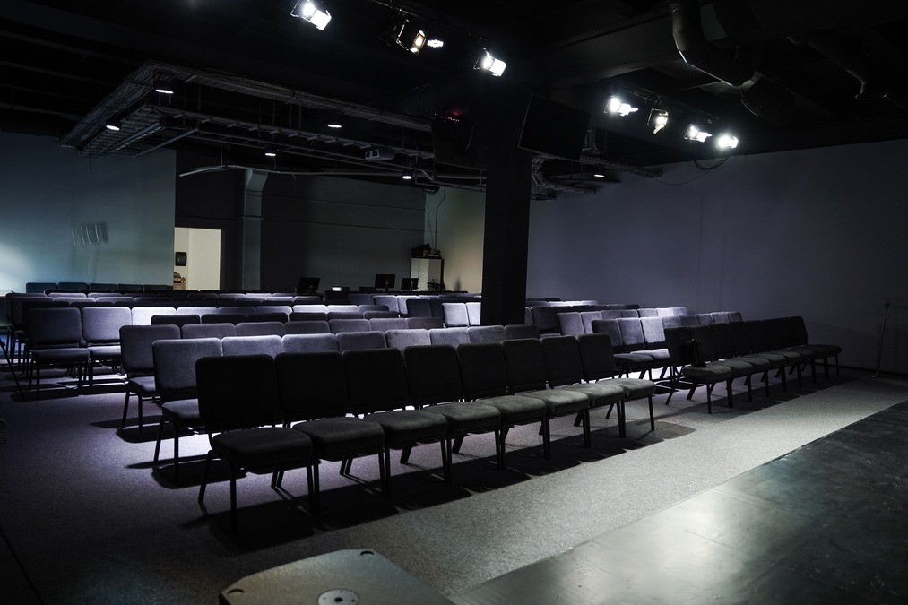 UPSTREAM PLACE - багатофункціональний простір