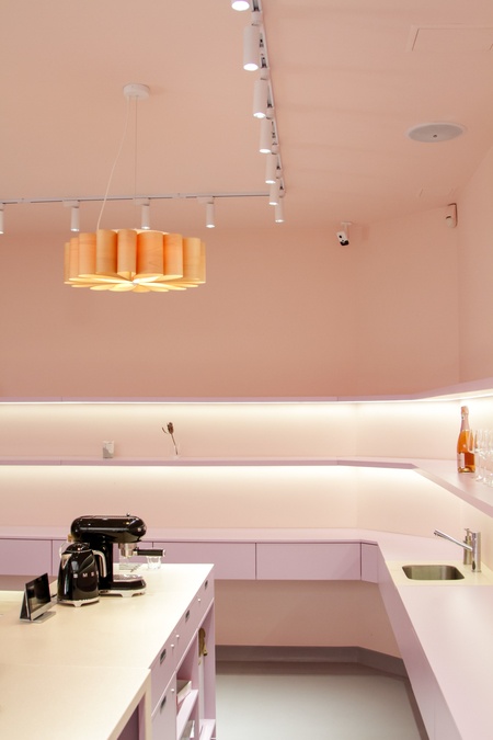 Парикмахерская - лекториум для закрытых ивентов