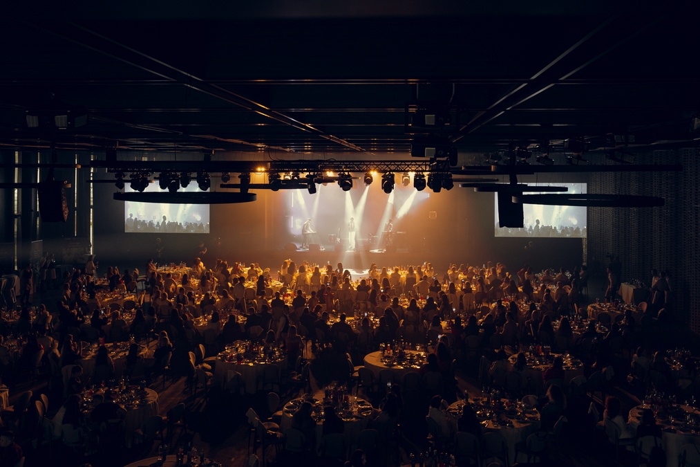 Зал для подій будь-якого формату Emily Event Hall 