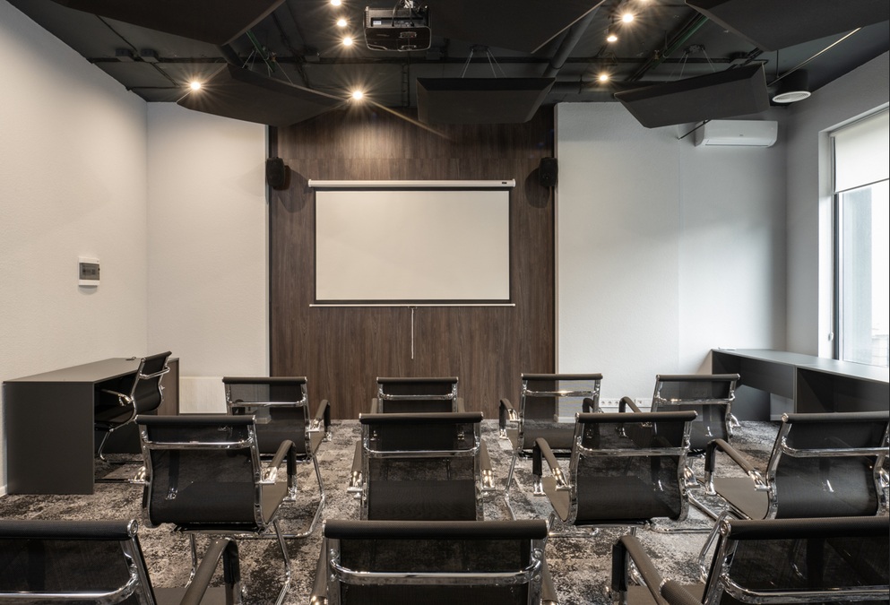 Сучасний та технологічний meeting-room 