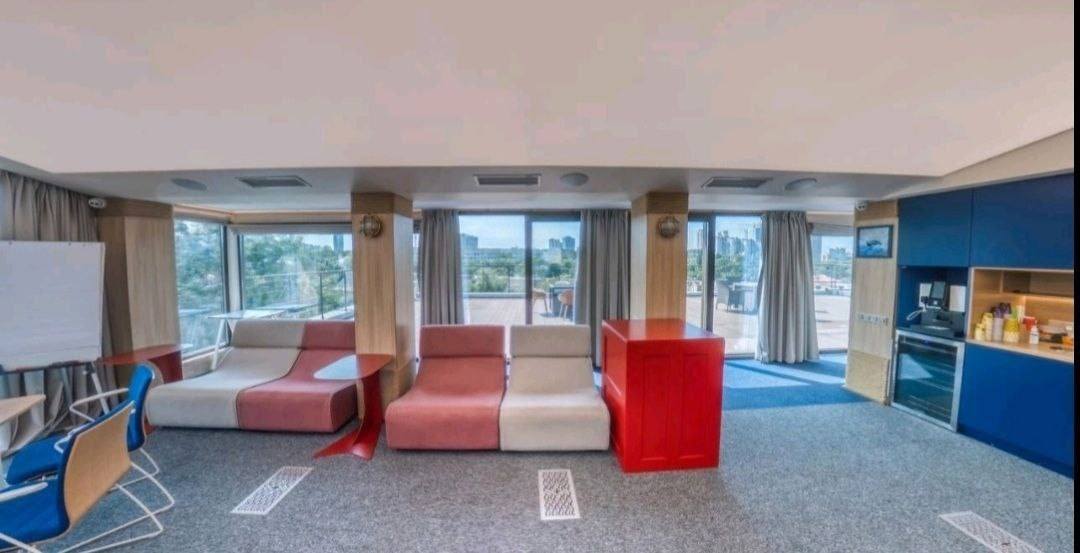 Зала для подій Mayak event